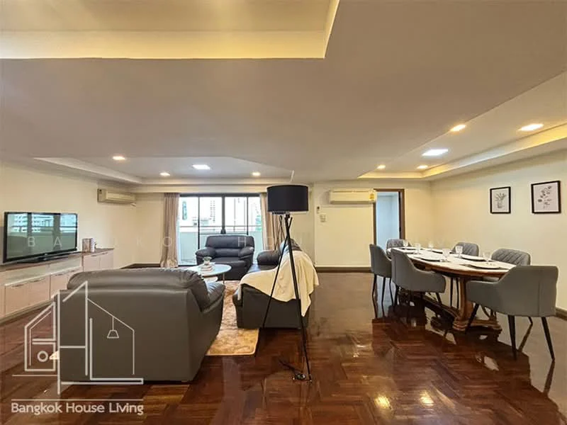 3 Bedroom condo in D.H.Grand Tower