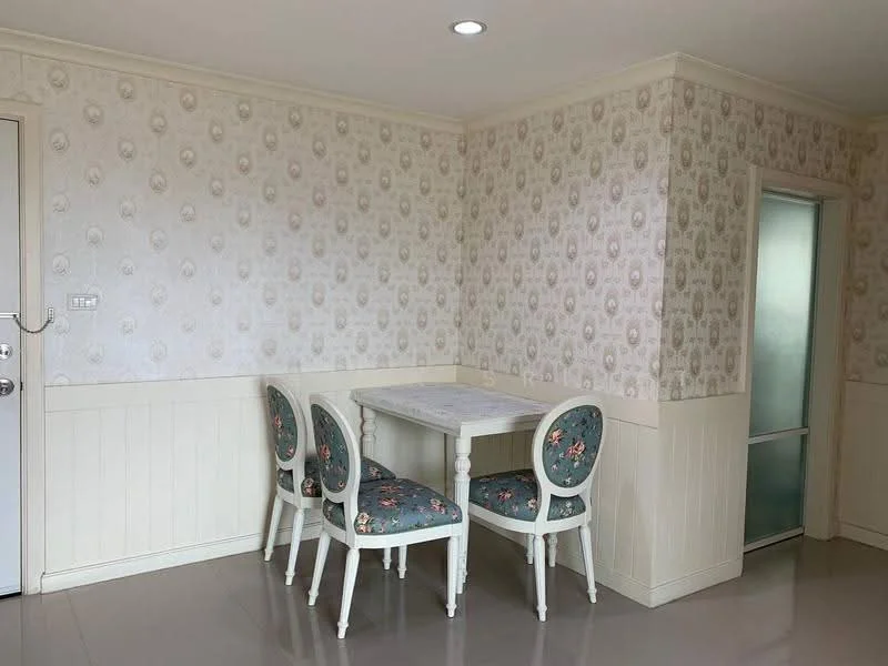 1 Bedroom condo in Lumpini Place Rama 9-Ratchada