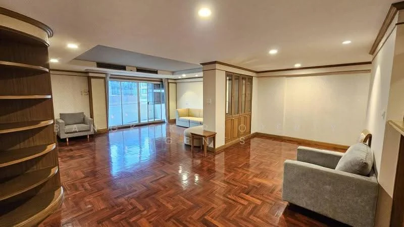 2 Bedroom condo in 33 Residence