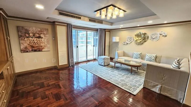 2 Bedroom condo in 33 Residence