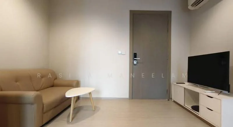 1 Bedroom condo in Life Asoke-Rama 9