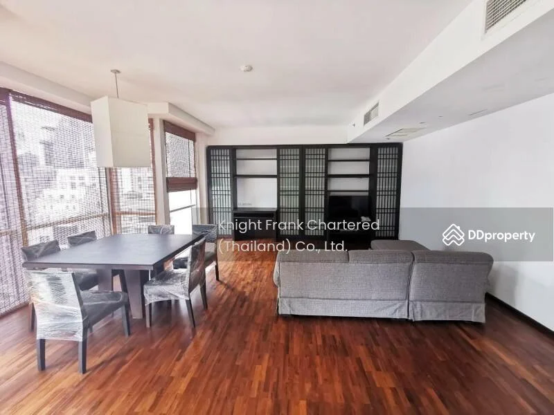 2 Bedroom condo in Langsuan Ville