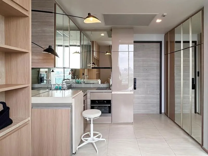 1 Bedroom condo in The Crest Park Residences