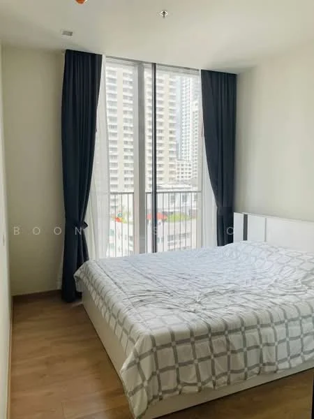 2 Bedroom condo in Noble Around Sukhumvit 33