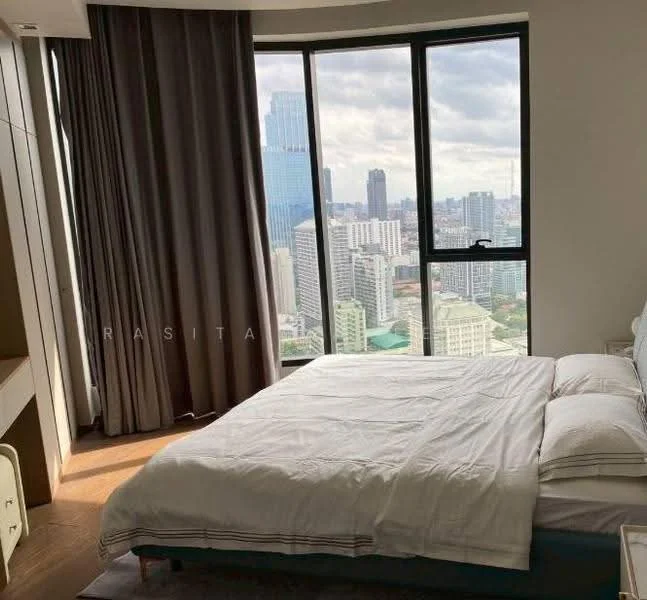 1 Bedroom condo in IDEO Q Victory