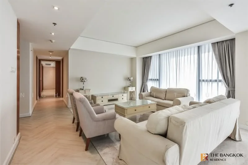 3 Bedroom condo in The Met Sathorn
