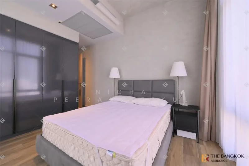 2 Bedroom condo in The Lofts Asoke