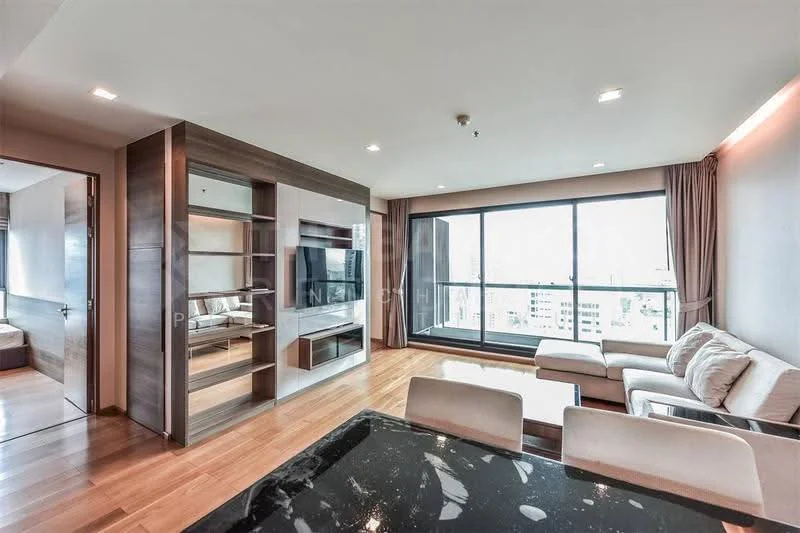 2 Bedroom condo in The Address Sathorn