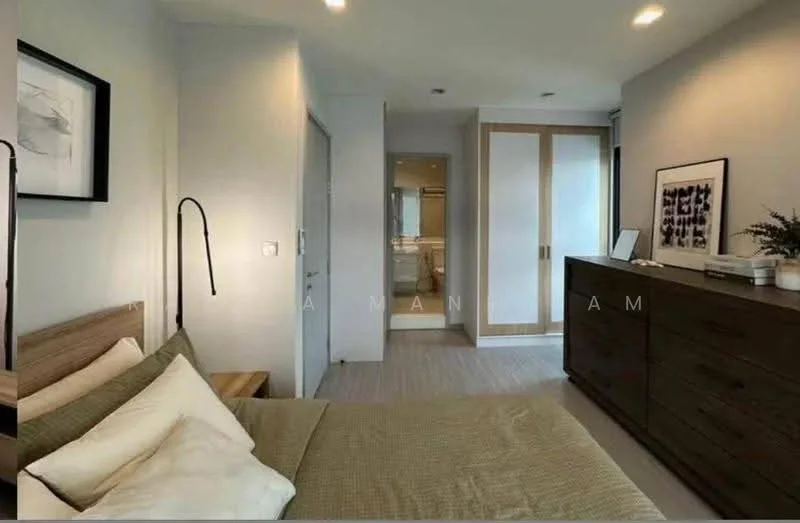 2 Bedroom condo in Life Sukhumvit 62