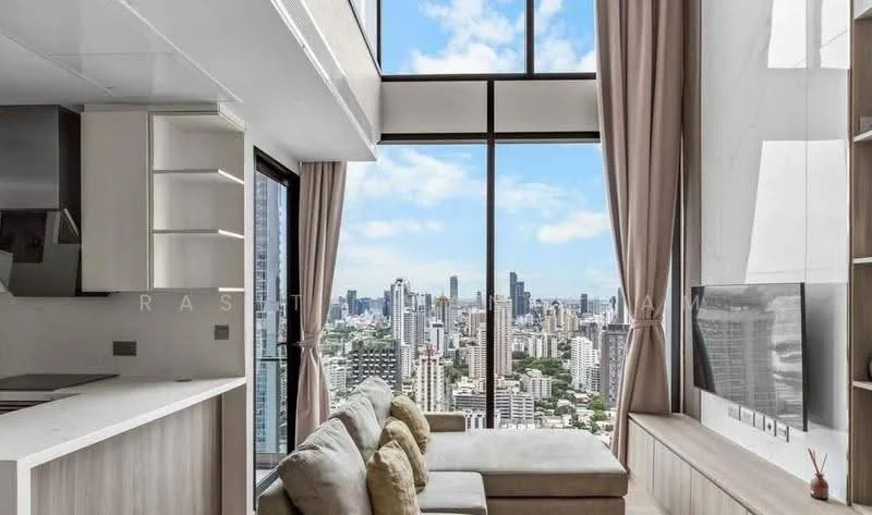2 Bedroom condo in Celes Asoke