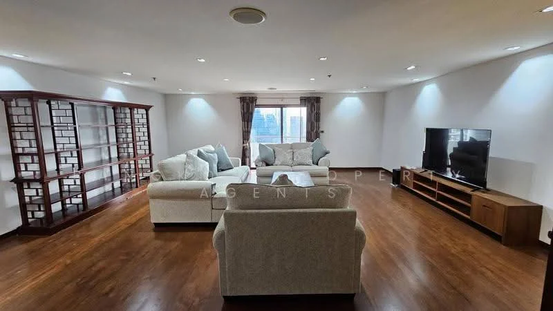 3 Bedroom condo in Kallista Mansion