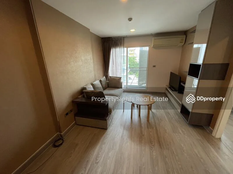 1 Bedroom condo in The Crest Sukhumvit 49