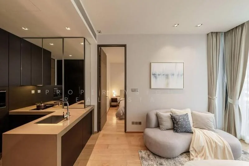1 Bedroom condo in 28 Chidlom