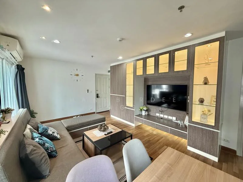 1 Bedroom condo in Regent Home Bangson 27