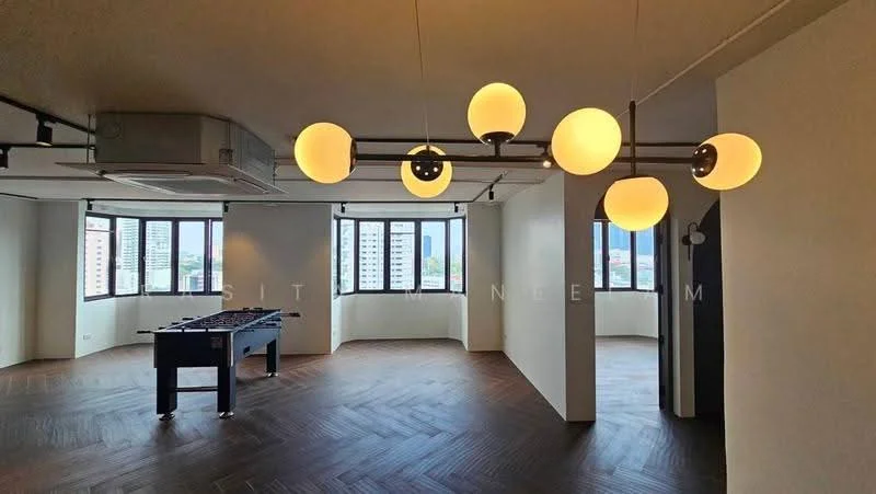 4 Bedroom condo in Omni Tower Sukhumvit Nana