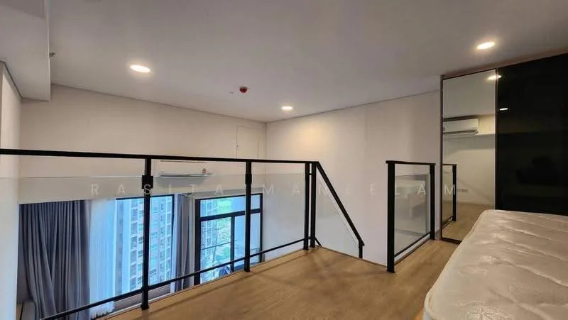 1 Bedroom condo in Landmark @MRTA Station