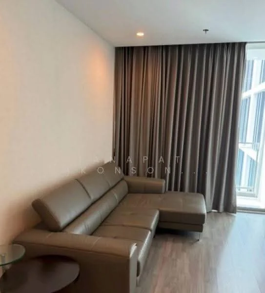2 Bedroom condo in The Room BTS Wongwianyai
