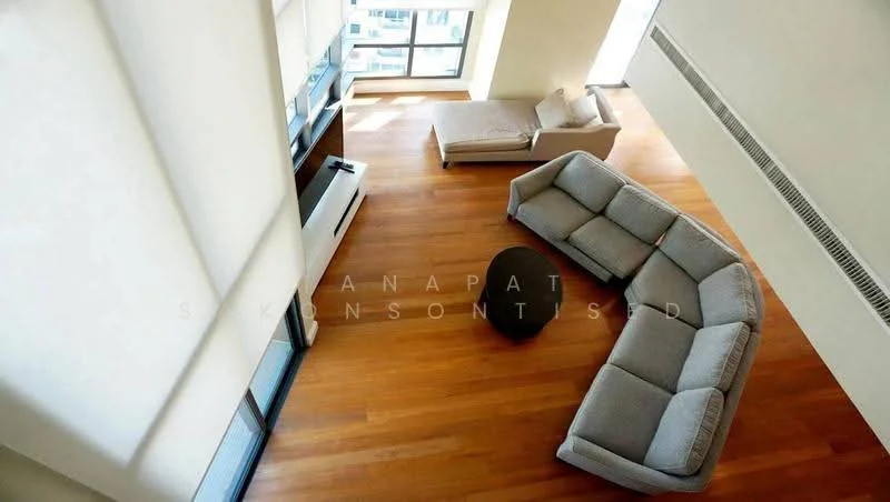 6 Bedroom condo in Bright Sukhumvit 24