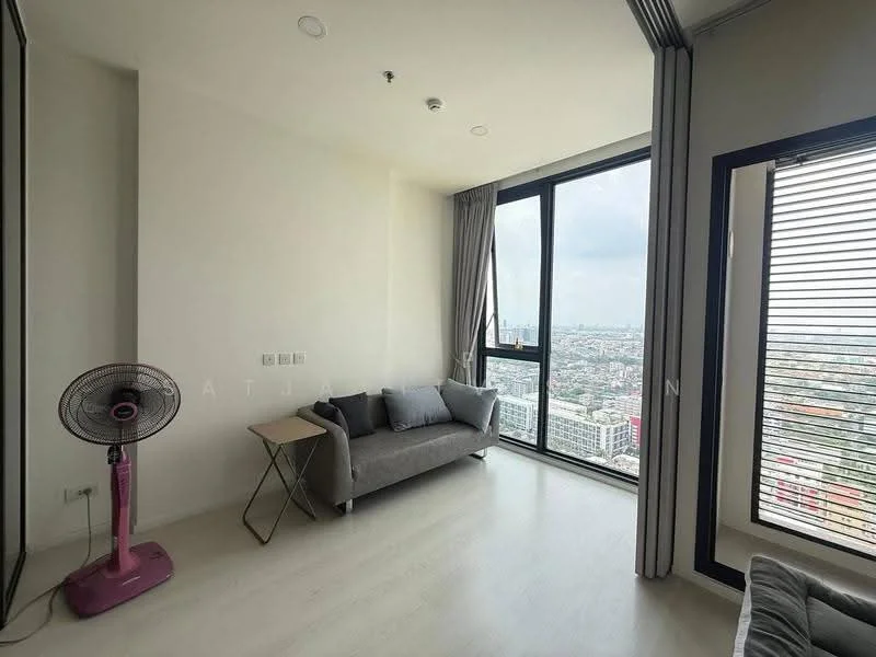 1 Bedroom condo in Mazarine Ratchayothin