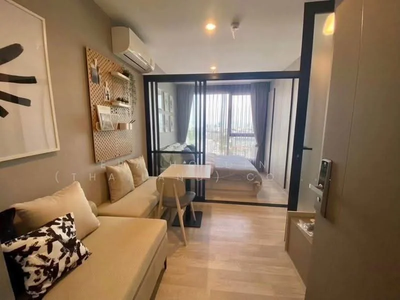 1 Bedroom condo in IDEO Mobi Sukhumvit Eastpoint