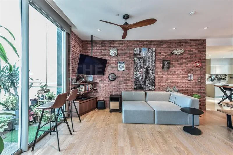 2 Bedroom condo in Magnolias Waterfront Residences