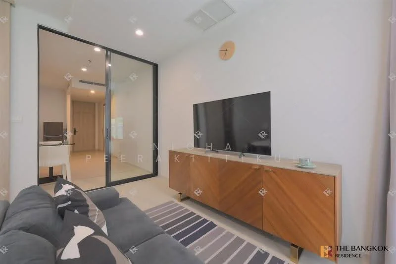 1 Bedroom condo in Noble Ploenchit