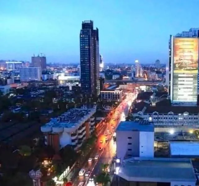 1 Bedroom condo in Noble Solo