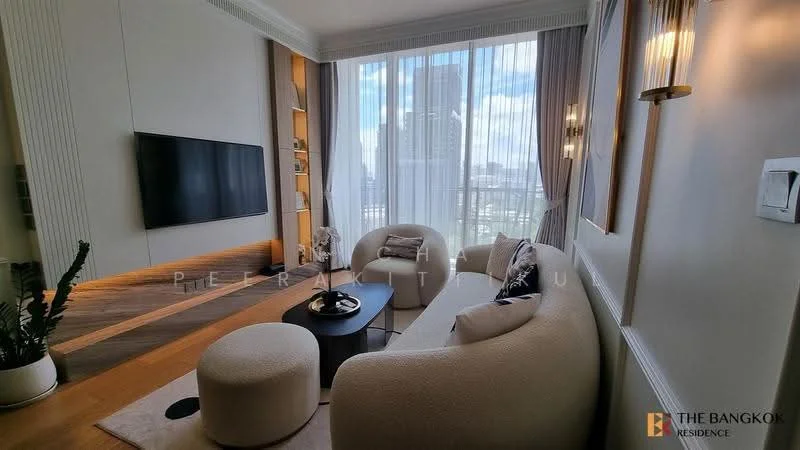 1 Bedroom condo in 28 Chidlom