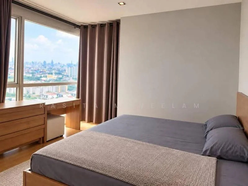 2 Bedroom condo in Rhythm Sukhumvit 50