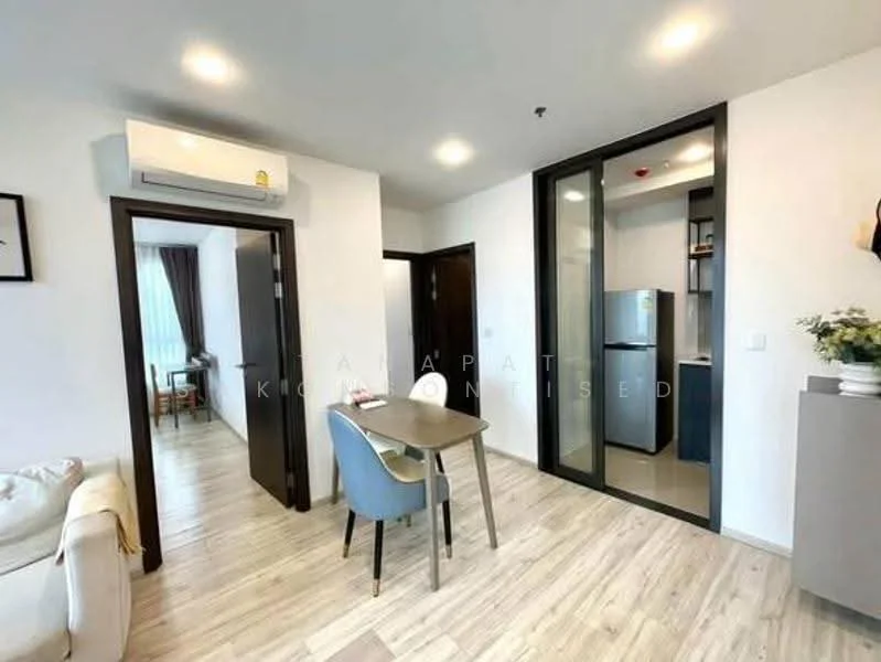 2 Bedroom condo in XT Huaikhwang