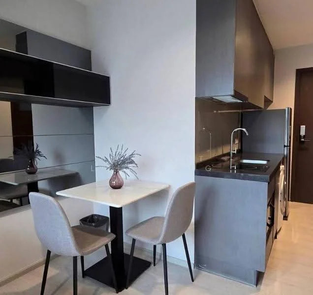 2 Bedroom condo in Rhythm Asoke