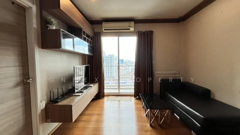 1 Bedroom condo in HIVE Taksin