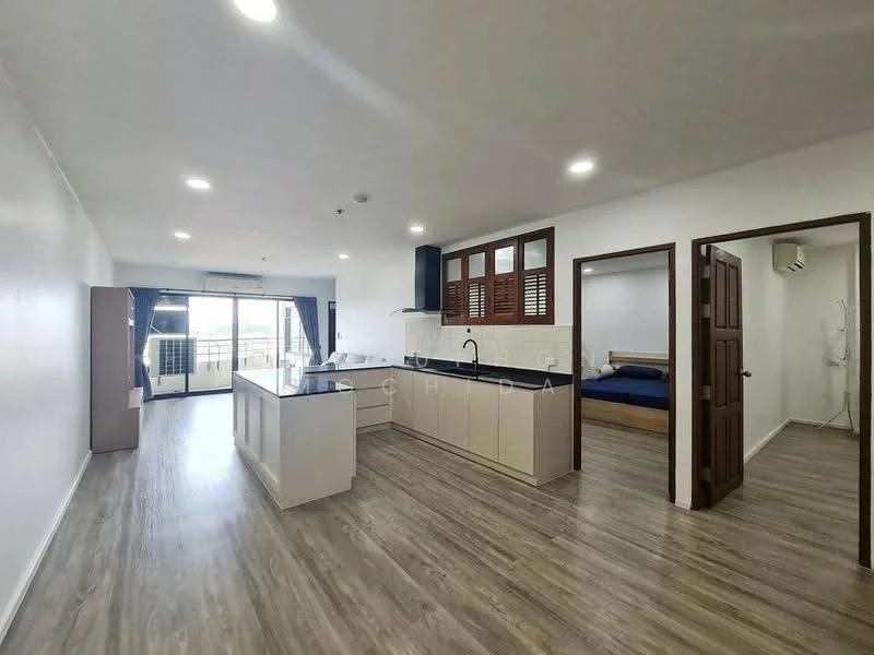 3 Bedroom condo in Thew River Place