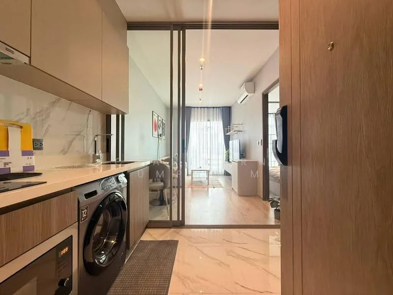 1 Bedroom condo in Rhythm Ekkamai Estate