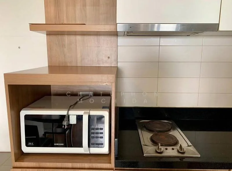 2 Bedroom condo in Blocs 77