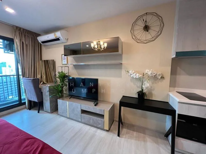 1 Bedroom condo in Life One Wireless