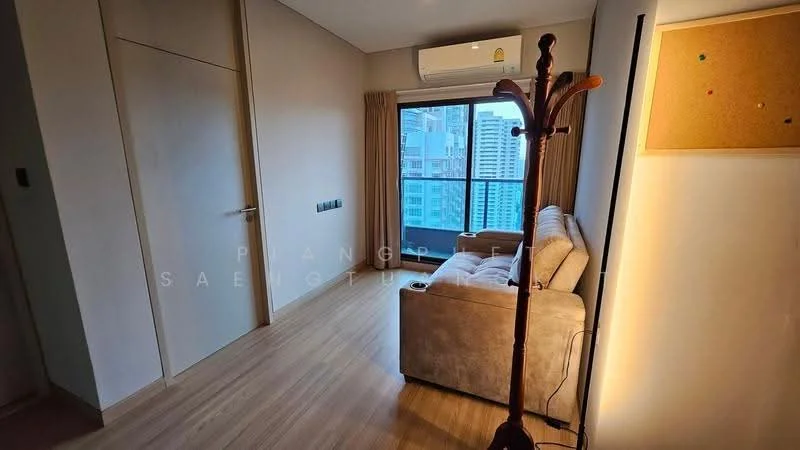 2 Bedroom condo in Lumpini Suite Phetchaburi-Makkasan