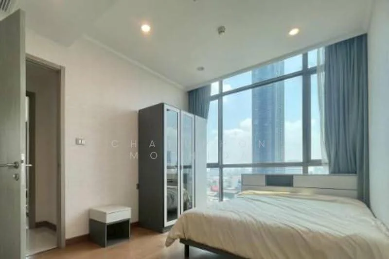 2 Bedroom condo in Supalai Oriental Sukhumvit 39