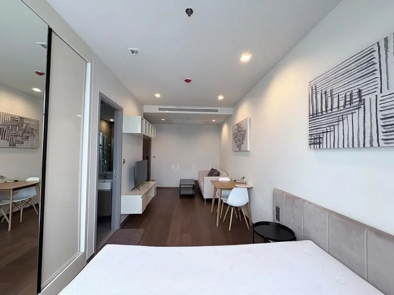 1 Bedroom condo in IDEO Q Victory