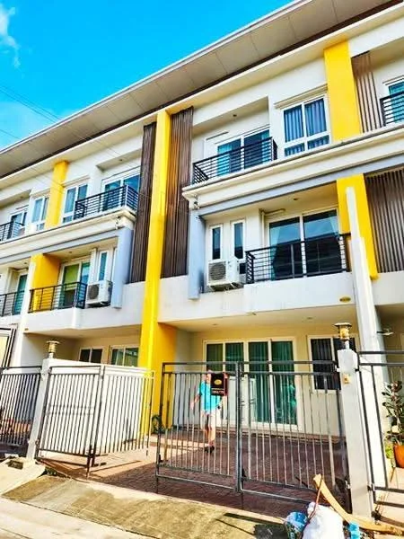 4 Bedroom condo in ไม่พบโครงการ