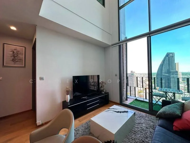2 Bedroom condo in Keyne by Sansiri