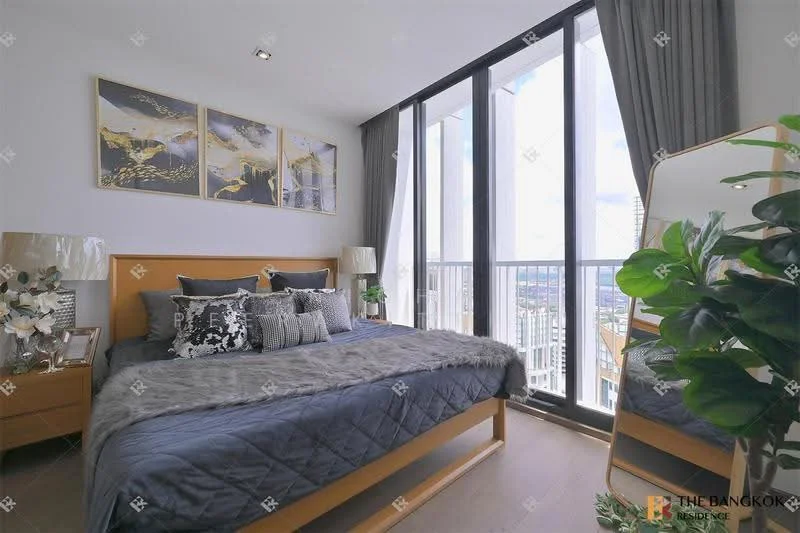 2 Bedroom condo in Park Origin Phrom Phong (Park 24)