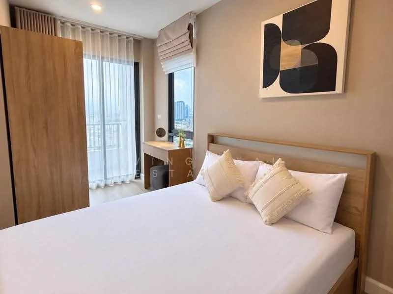 2 Bedroom condo in Metro Sky Bang Son Interchange (Prachachuen)