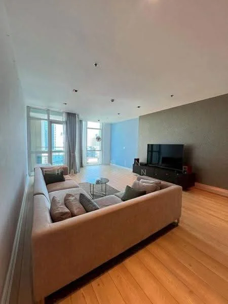 2 Bedroom condo in Athenee Residence