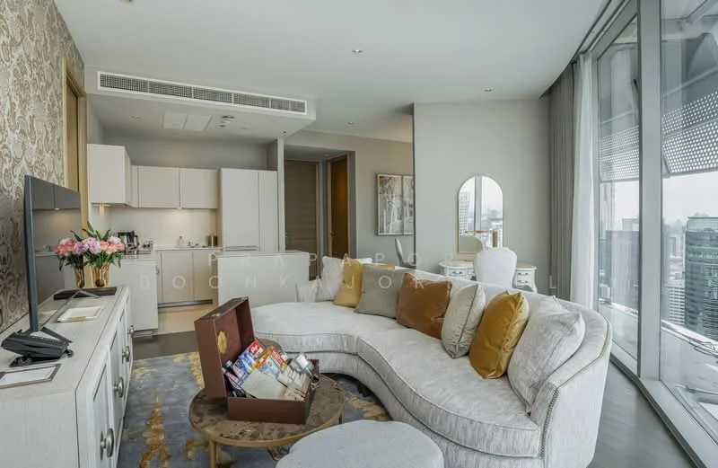 2 Bedroom condo in Magnolias Ratchadamri Boulevard