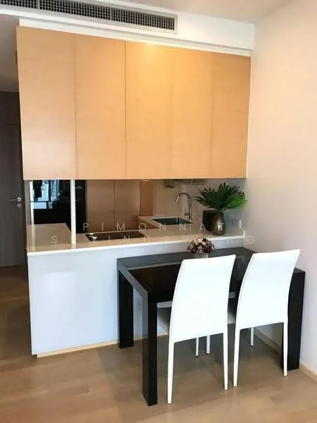 1 Bedroom condo in Noble Refine