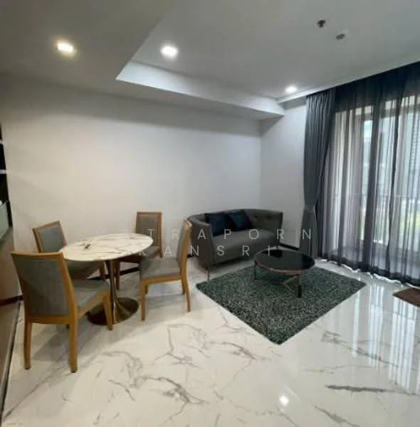 2 Bedroom condo in ASHTON Morph 38