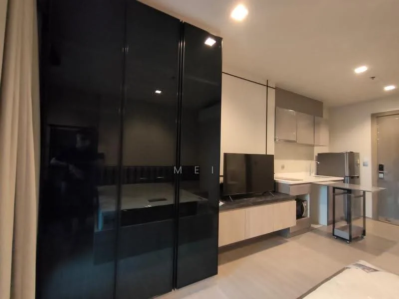 1 Bedroom condo in Life Asoke-Rama 9