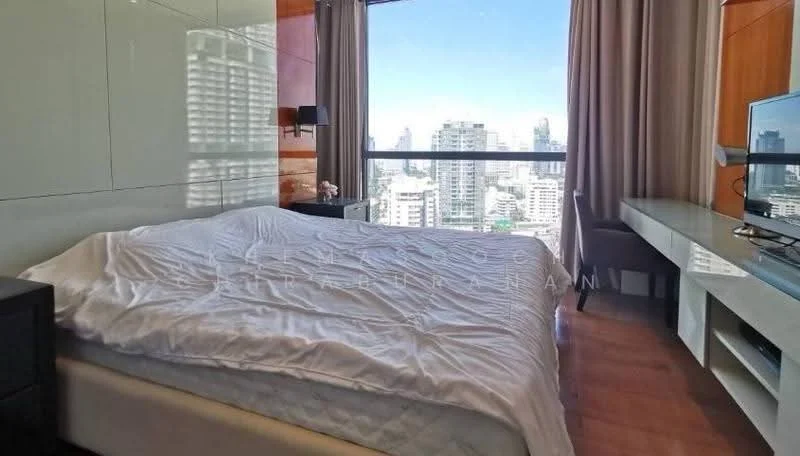 2 Bedroom condo in The Address Sukhumvit 28