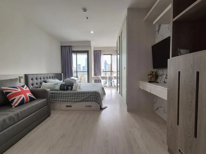 1 Bedroom condo in Rhythm Rangnam